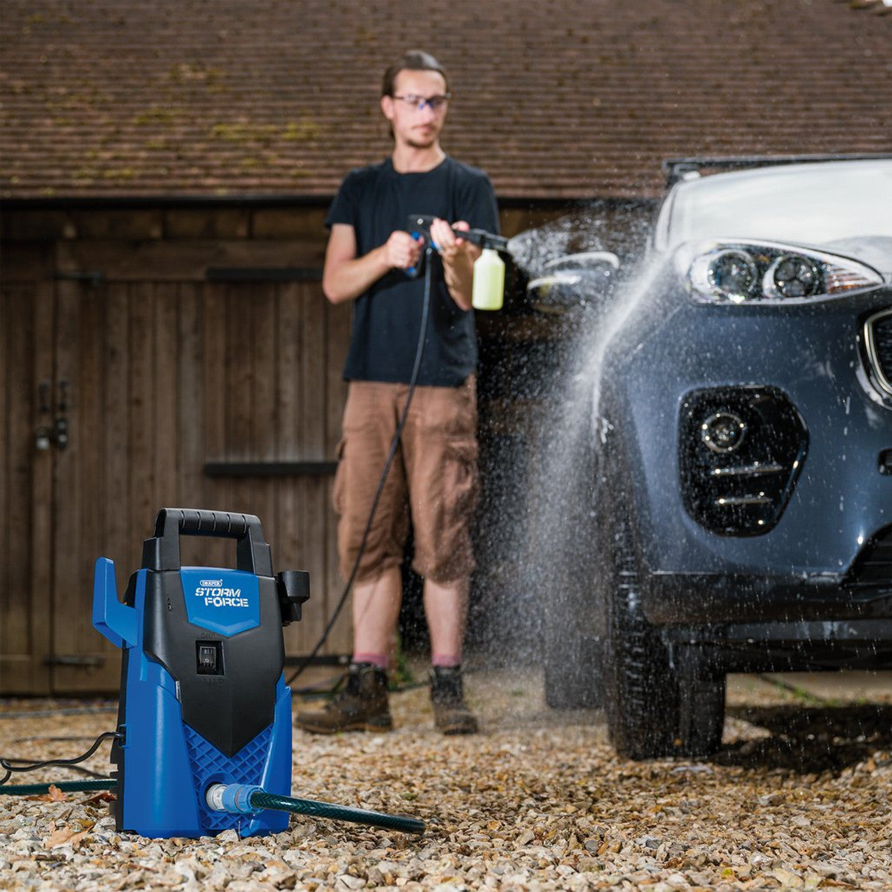 Draper Tools 1400W Pressure Washer 105Bar Lightweight with Accessories