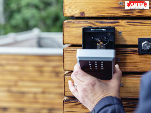 ABUS 787 SMART-BT KeyGarage Wall-Mounted Key Storage with App Access