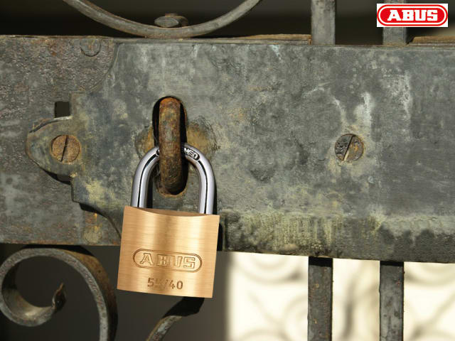 ABUS 55/40mm Brass Padlock Keyed Alike 5402 Security Level 4 Long Shackle
