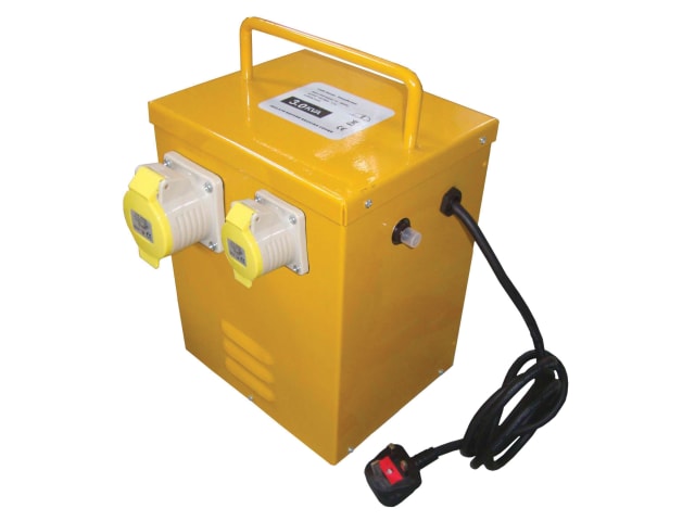Faithfull Power Plus 3kVA Transformer 110V Vented Portable with 2 Sockets