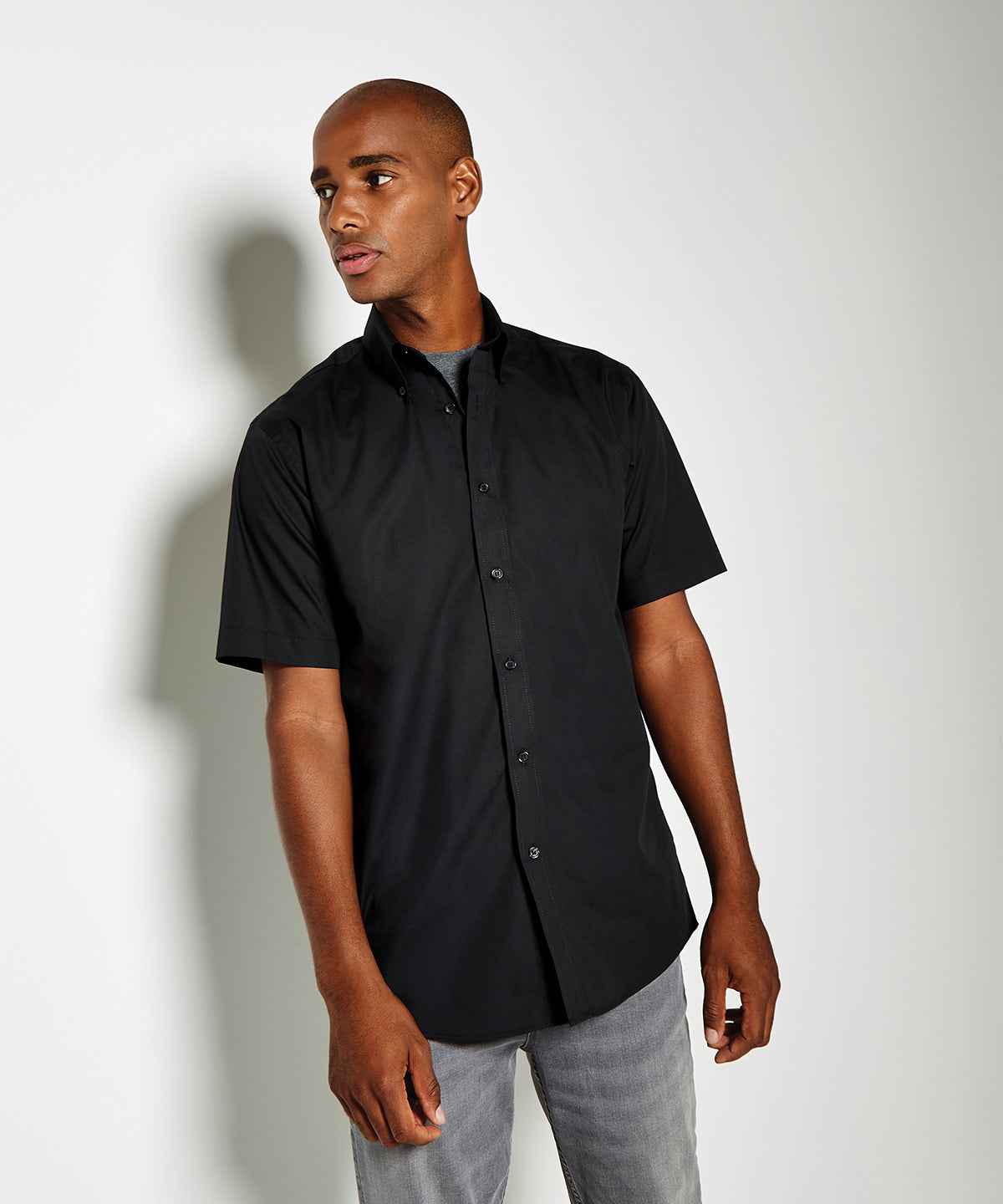 Kustom Kit Short Sleeve Workforce Shirt Classic Fit Polycotton Corporate Wear
