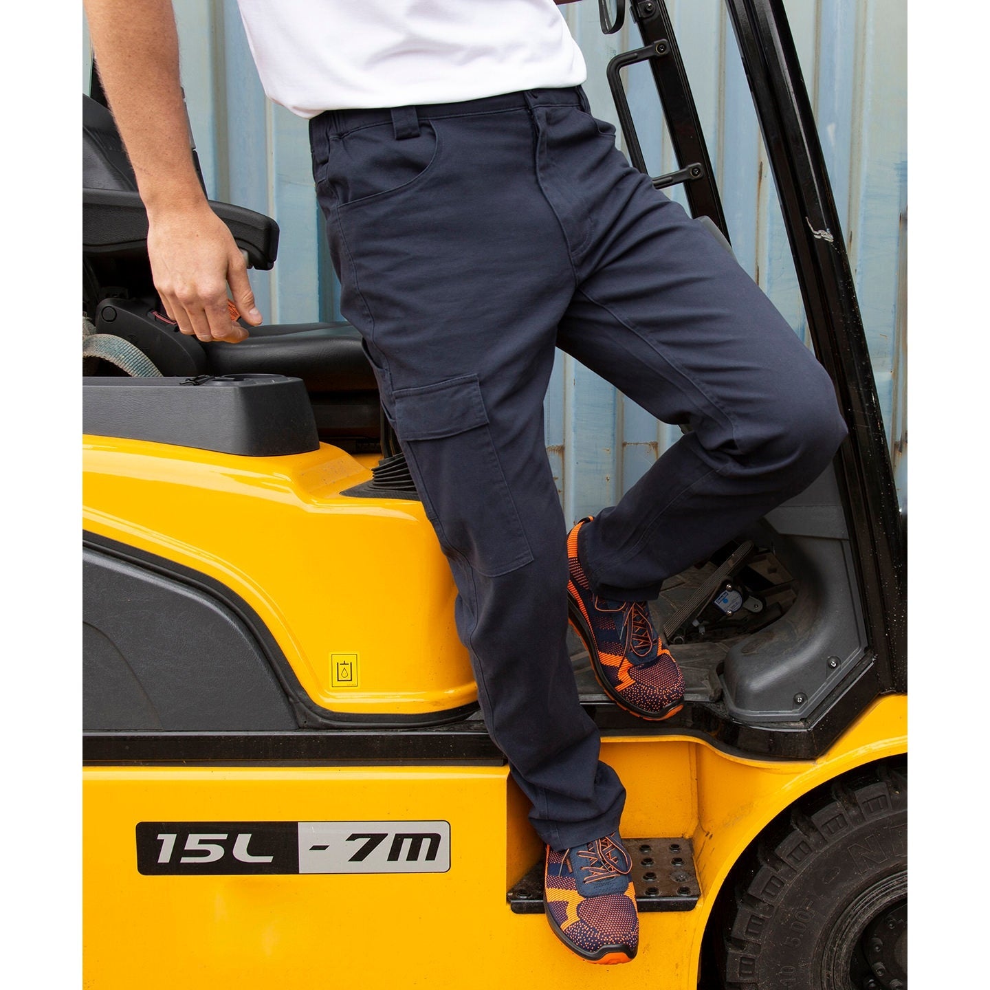 Result Workguard Super-Stretch Slim Chino Trousers with Pockets, Various Sizes