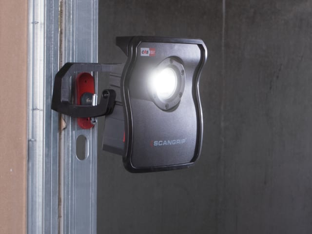 SCANGRIP Magnetic Bracket for Work Lights Flexible Mounting 21.5kg Holding Force