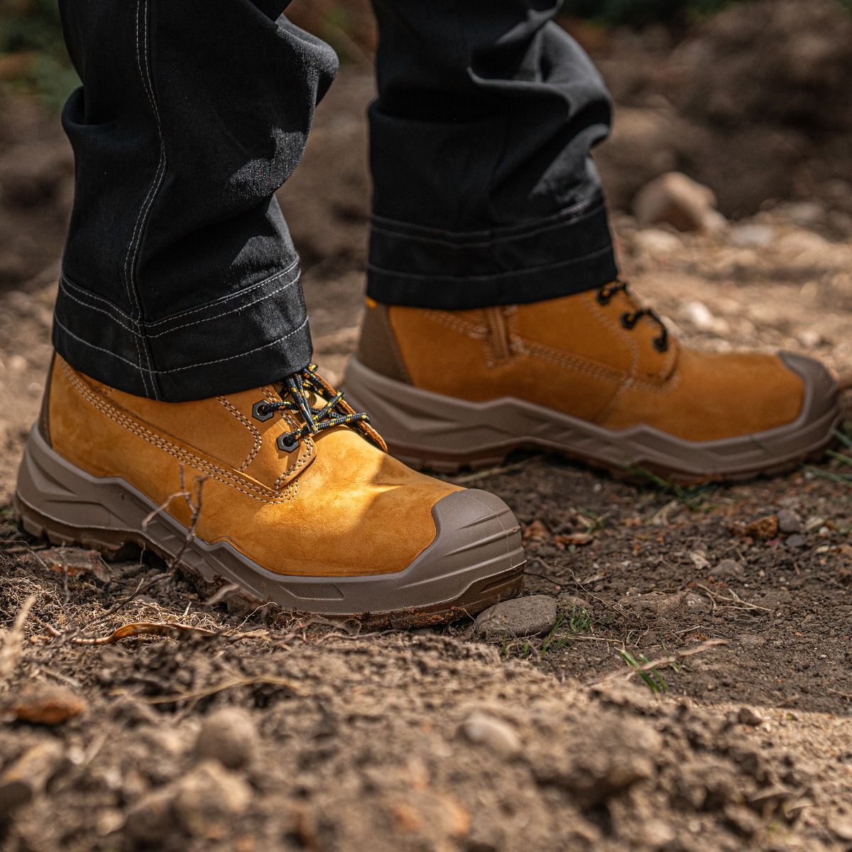 Jamestown Side Zip Safety Boot Water Resistant Wide Fit Heat Resistant 300°C