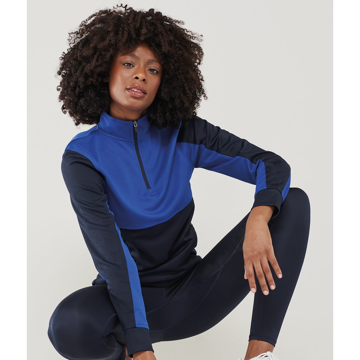 Finden & Hales Men's 1/4 Zip Tracksuit Top with Contrast Panels and Pockets