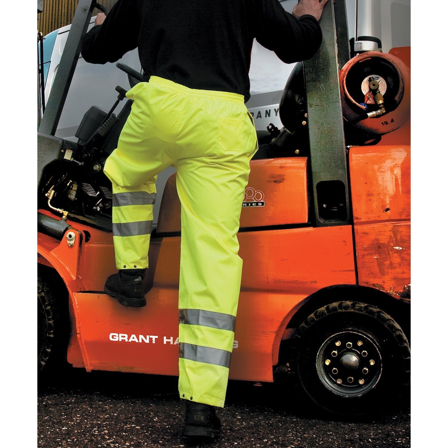 Result Safeguard High-Viz Waterproof Trousers with Reflective Bands, Class 1