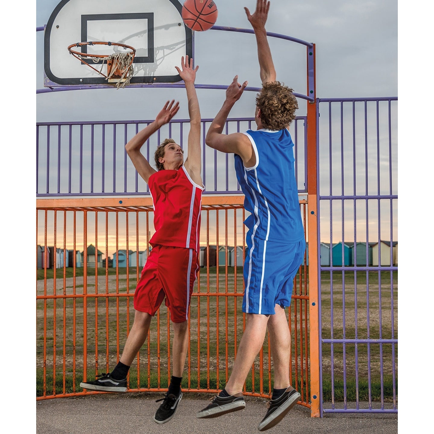 SPIRO Quick-Dry Basketball Shorts Lightweight Breathable Elastic Waist