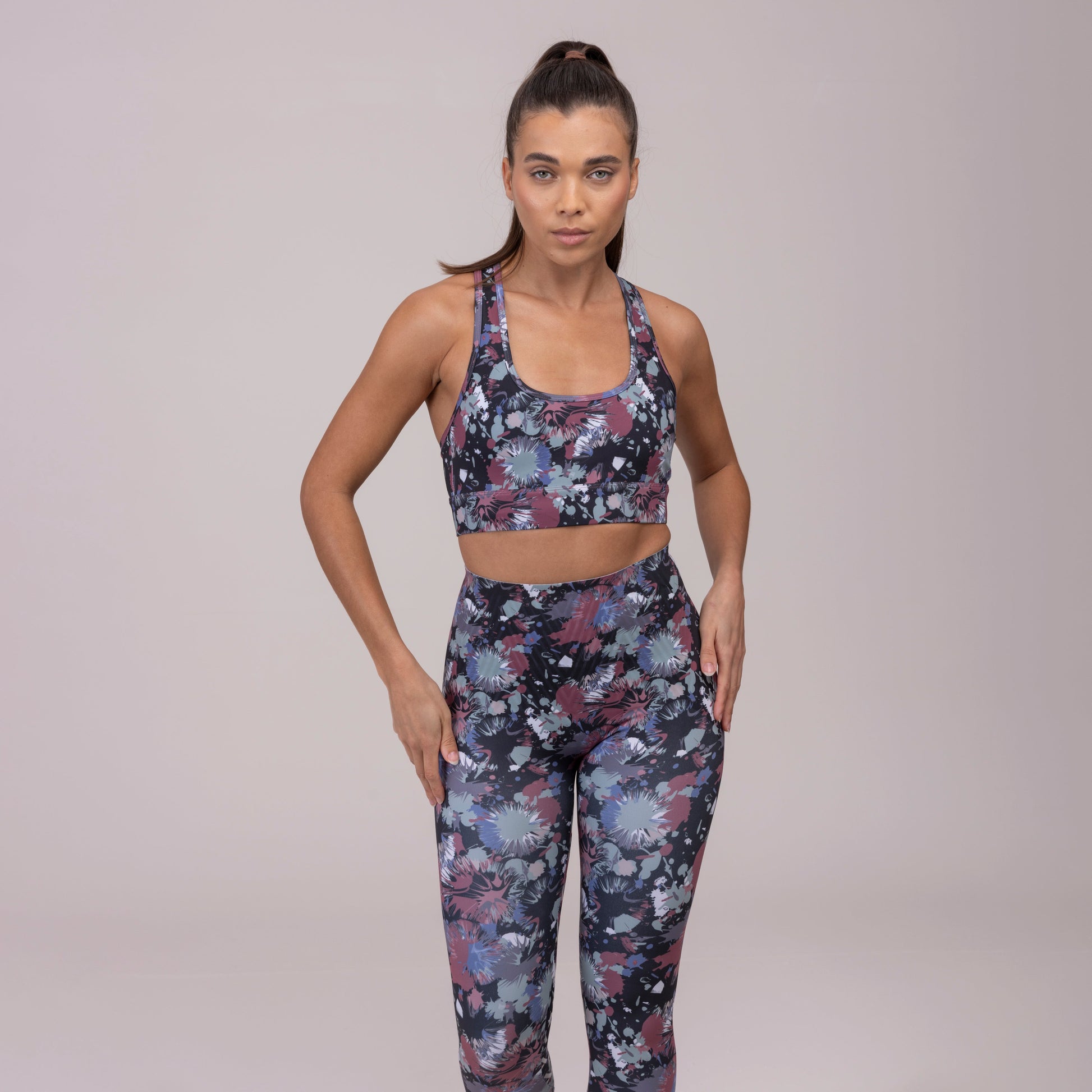Shires Aubrion Ladies React Sculpt Riding Tights #colour_abstract