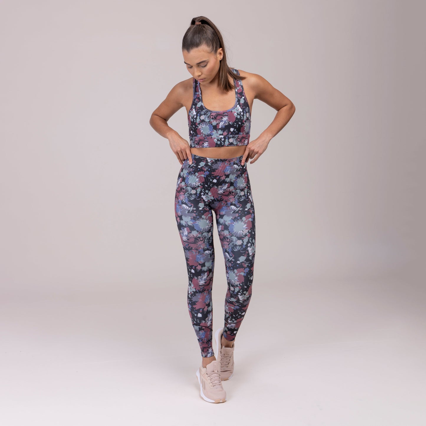 Shires Aubrion Ladies React Sculpt Riding Tights #colour_abstract