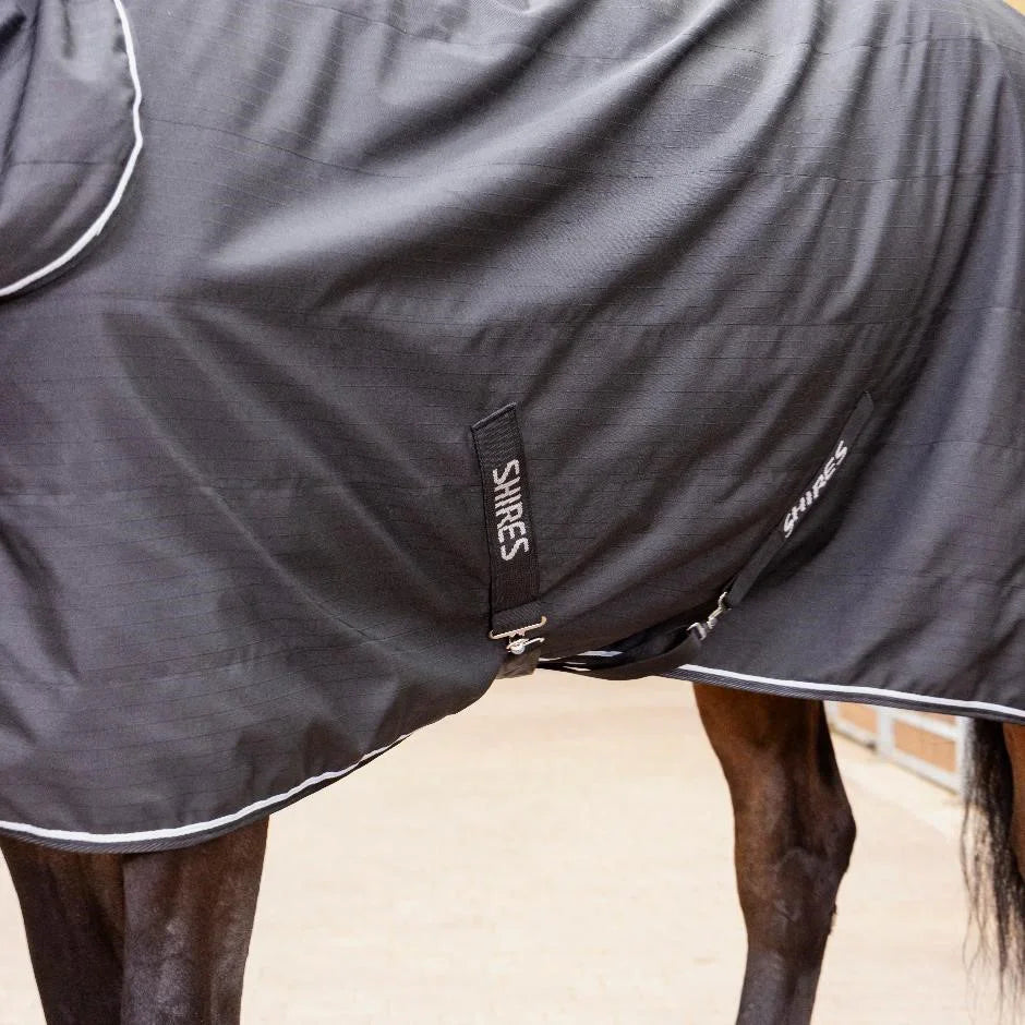 Shires Horse Tempest Lite Combo Stable Rug with Integrated Neck Cover