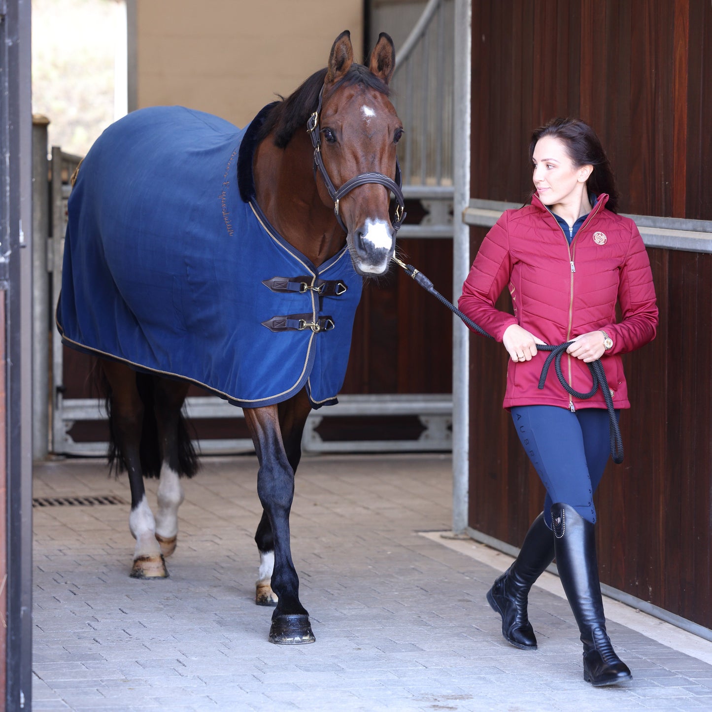 Shires Deluxe Fleece Show Rug #colour_navy