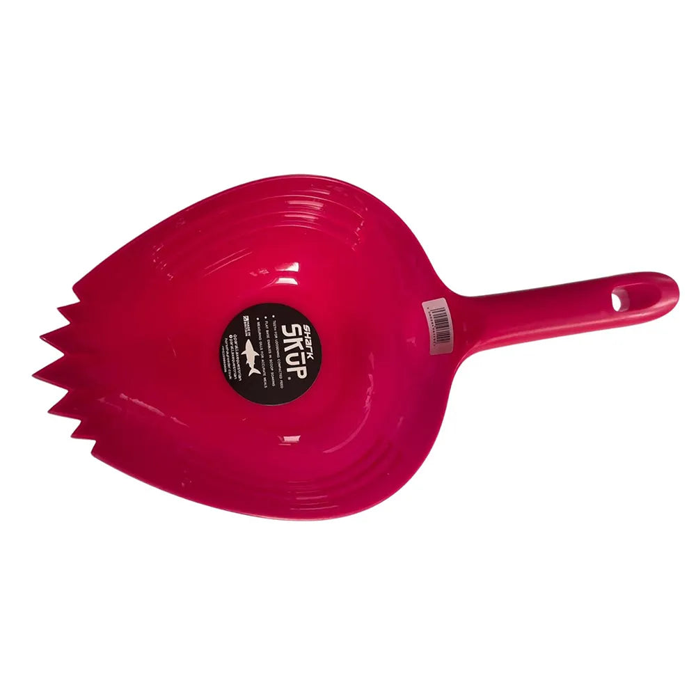 Parallax Stable Shark Skup Feed Scoop with Teeth for Accurate Meals