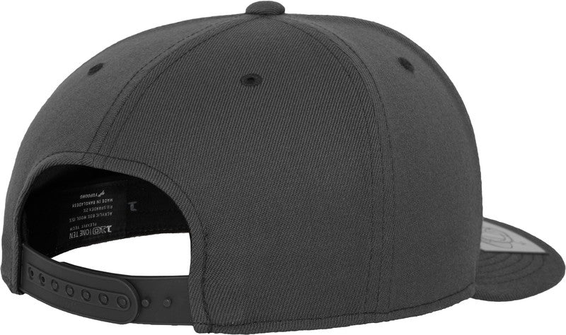 Flexfit Yupoong 110 Fitted Snapback Cap One Size Moisture Wicking Comfort