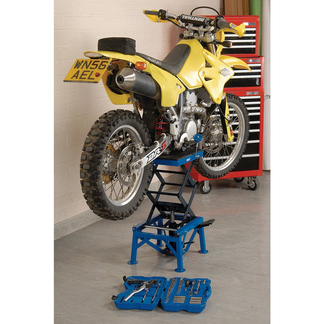 Draper Tools Hydraulic Motorcycle Scissor Lift 135Kg with Foot Pedal 4 Heights