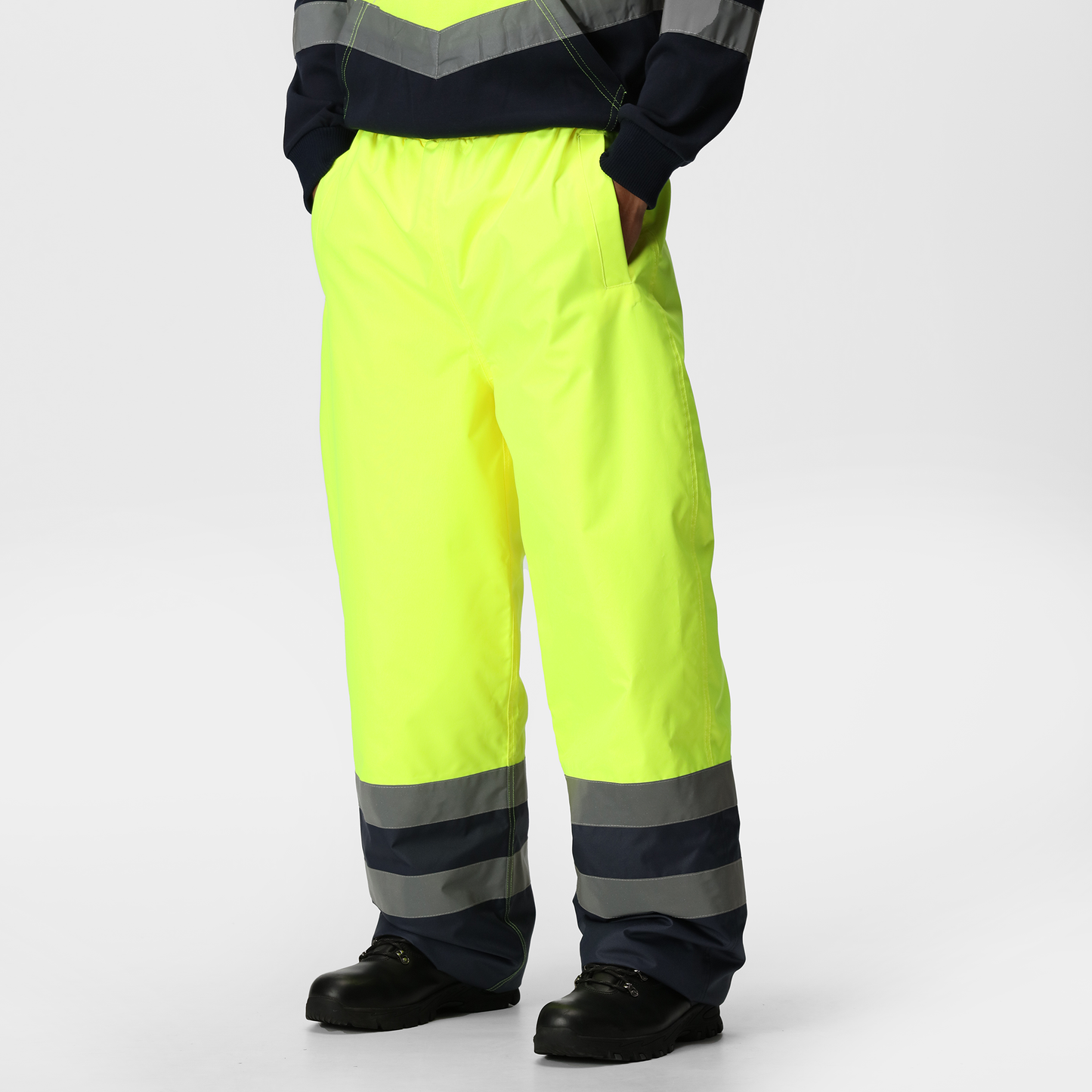 Regatta Professional Hi-Vis Pro Insulated Overtrouser Waterproof Breathable