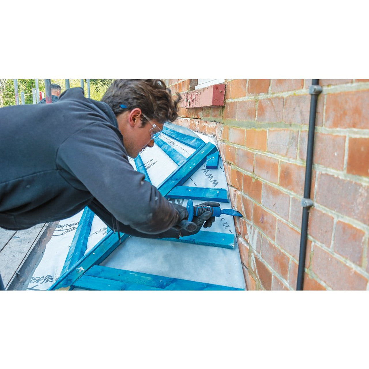 Draper Expert Brick Bolster 100mm with Guard High-Quality Steel Octagonal Shank