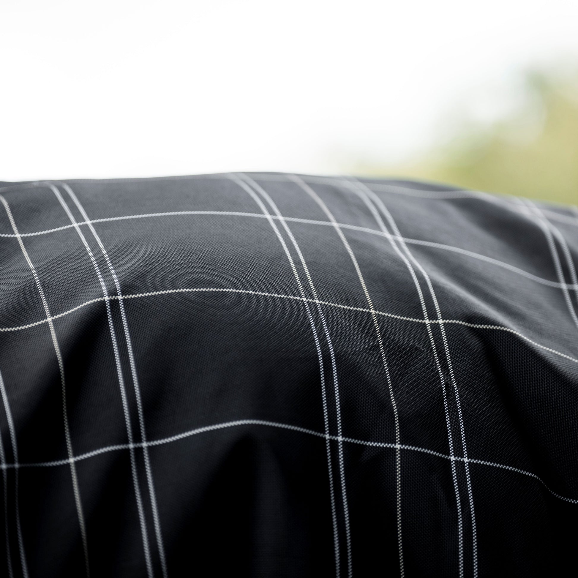 Horseware Ireland Rhino Wug 0g Turnout Rug #colour_black-grey-white-check-grey