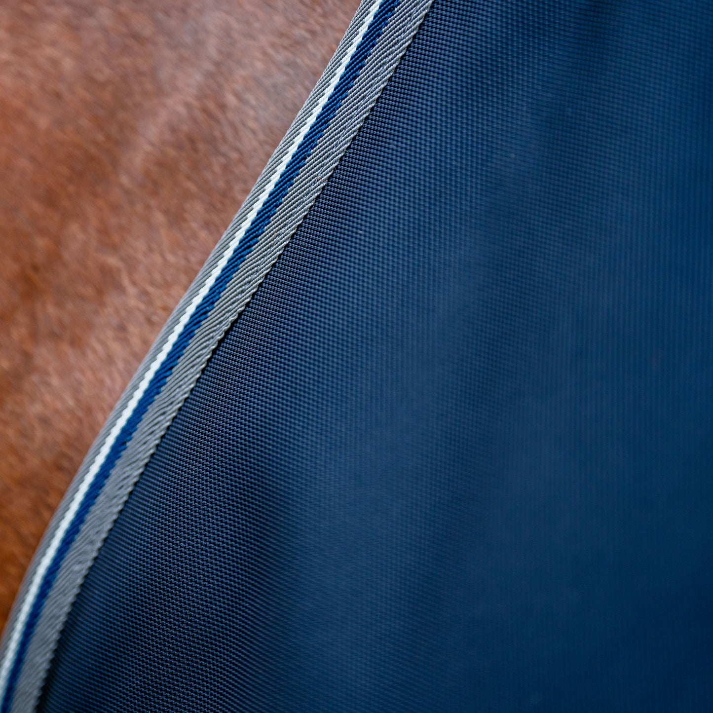 Horseware Ireland Rambo 1680D 100g Turnout Rug #colour_navy-thunderstorm-grey-silver