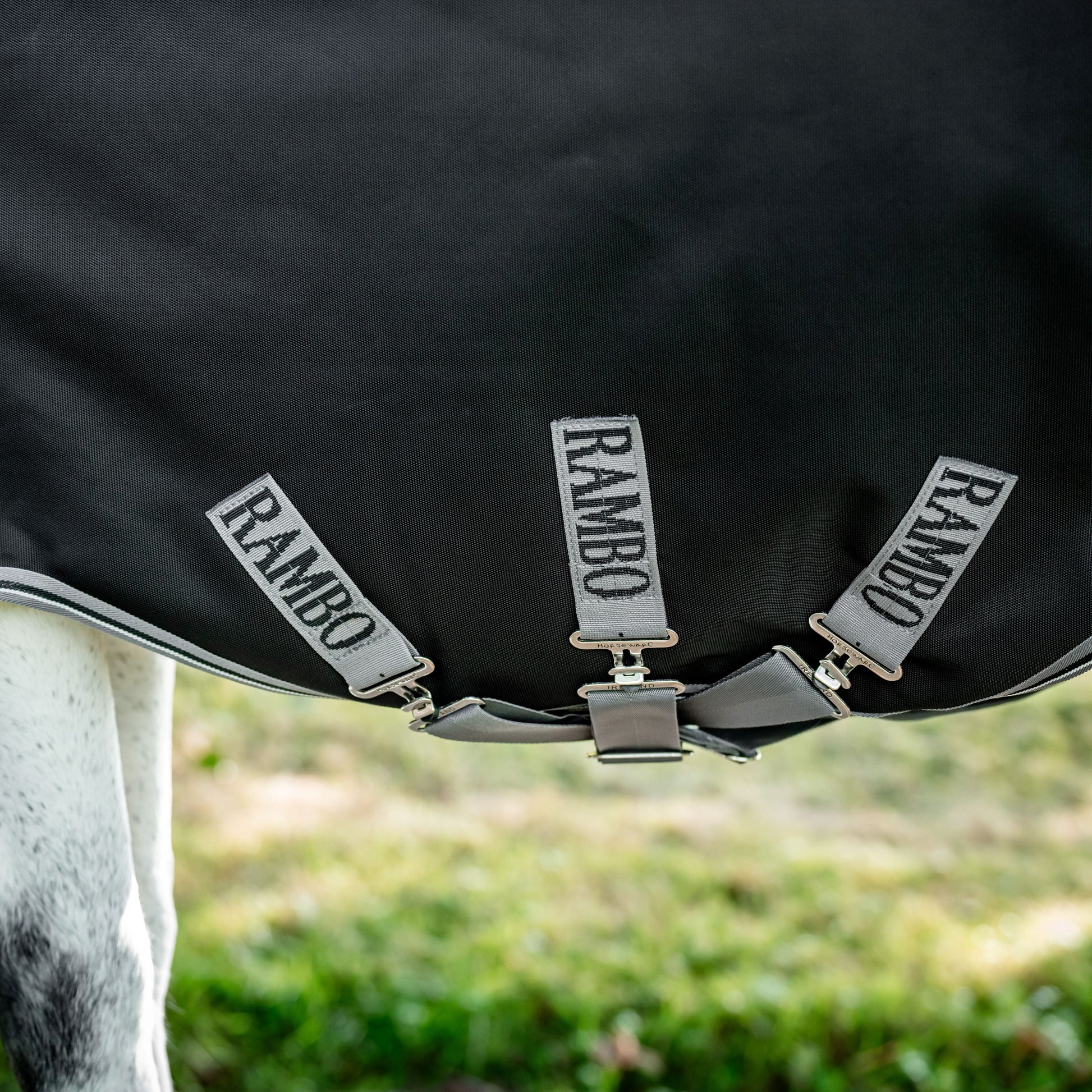 Horseware Ireland Rambo 1680D 50g Turnout Rug #colour_black-thunderstorm-grey-silver