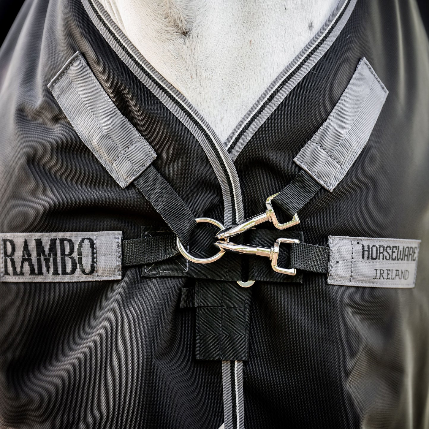 Horseware Ireland Rambo 1680D 450g Vari-Layer Turnout Rug #colour_black-thunderstorm-grey-silver