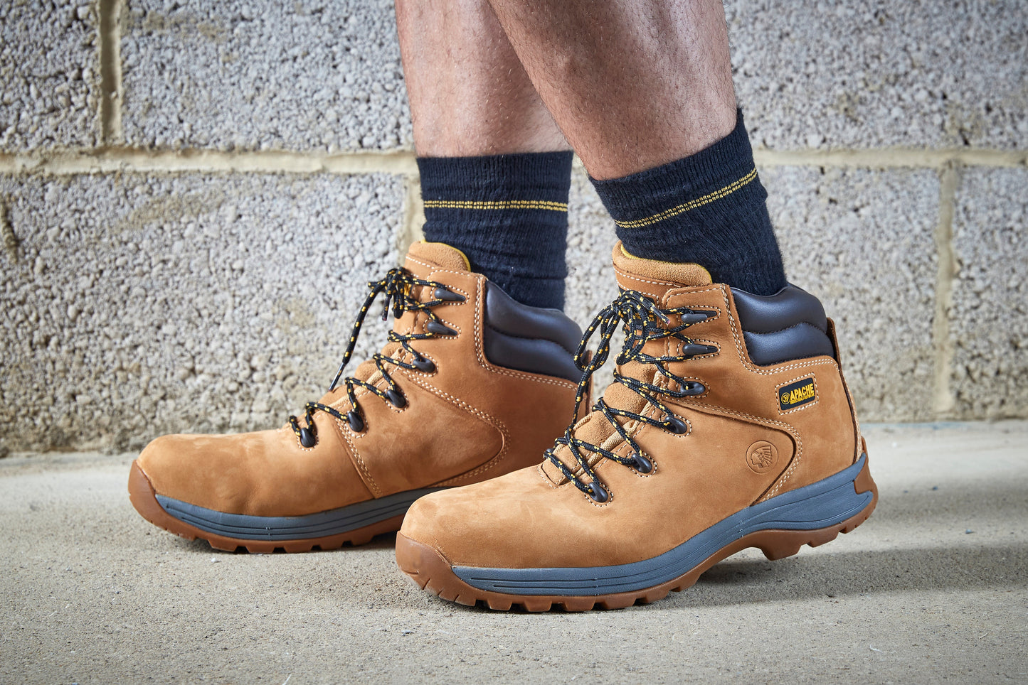 Apache AP314CM Safety Hiker Boots Nubuck Water Resistant Steel Toe Comfort
