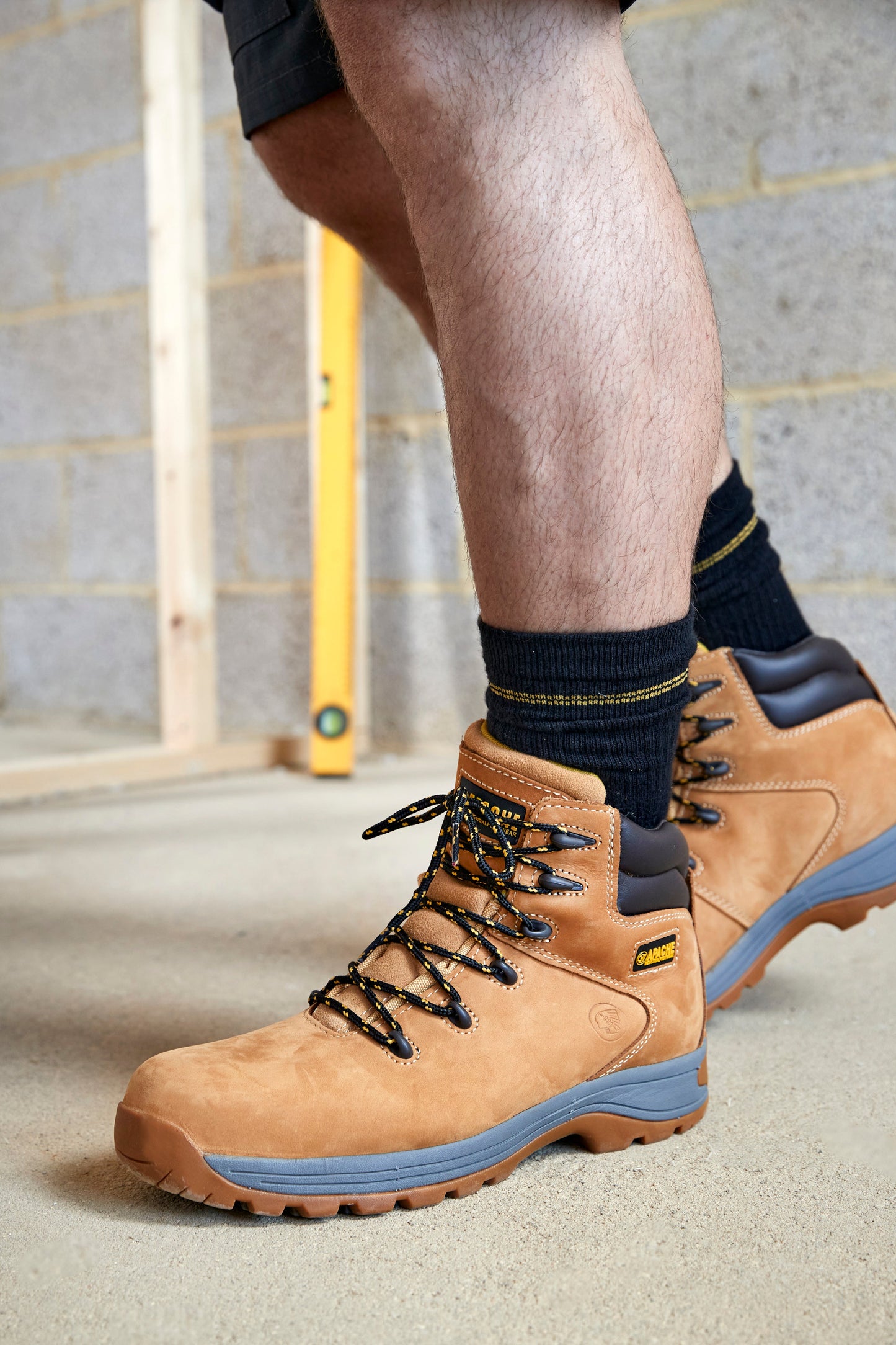 Apache AP314CM Safety Hiker Boots Nubuck Water Resistant Steel Toe Comfort