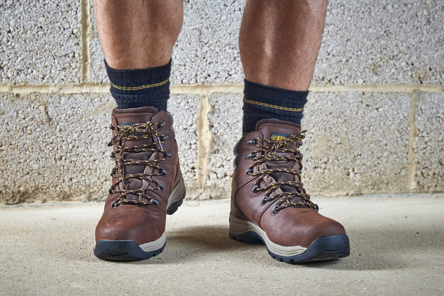 Apache AP315CM Safety Hiker Boots Nubuck Water Resistant Steel Toe Comfort