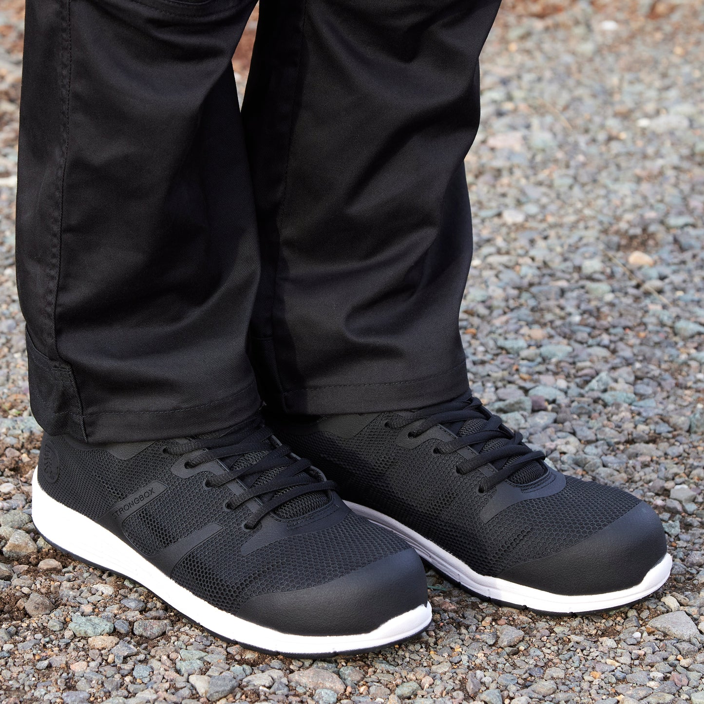 Apache Vault Lightweight Steel Toe Sports Trainers with PU Comfort Insole