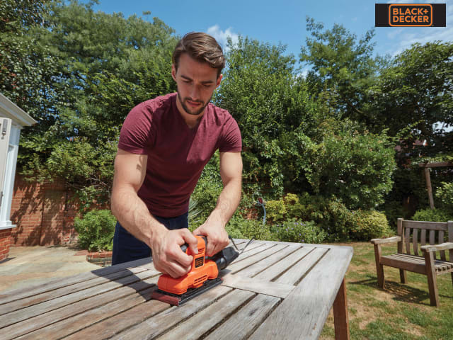 BLACK + DECKER BEW220 1/3 Sheet Sander 150W Lightweight Dust Extraction 240V