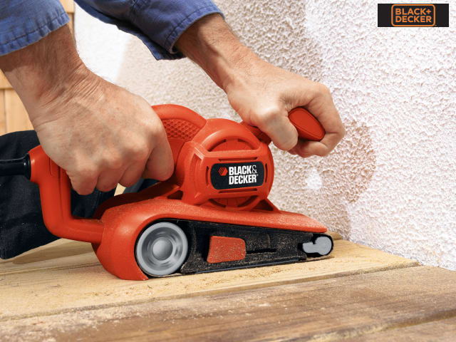 BLACK + DECKER KA86 720W Belt Sander 75x457mm with Dust Bag and Tracking