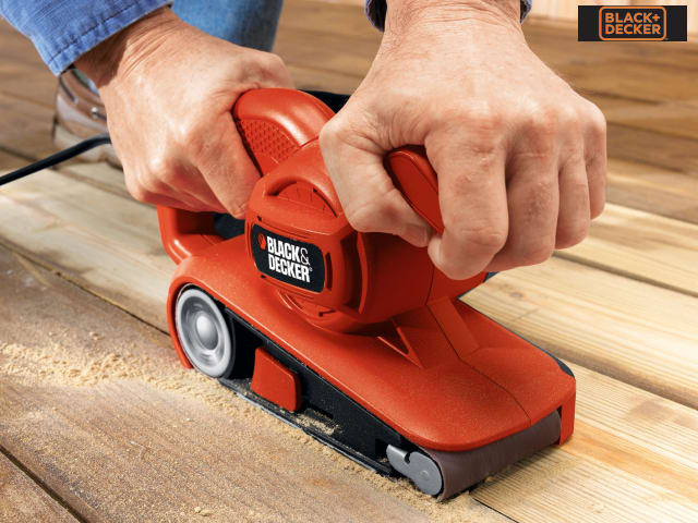 BLACK + DECKER KA86 720W Belt Sander 75x457mm with Dust Bag and Tracking