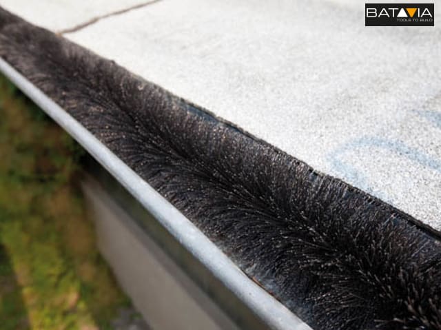 Batavia Gutter Protector 4m Premium Brush Fits All Gutters Keeps Clean