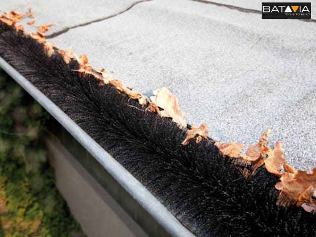 Batavia Gutter Protector 4m Premium Brush Fits All Gutters Keeps Clean