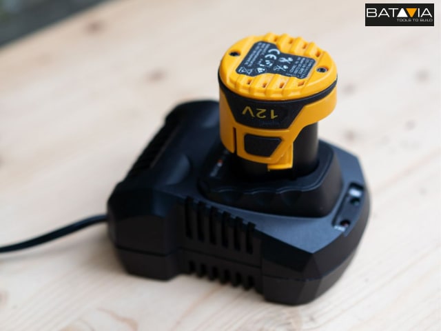 Batavia FIXXPACK 12V 2.0Ah Li-ion Battery Compact Lt.weight Power Tool Accessory
