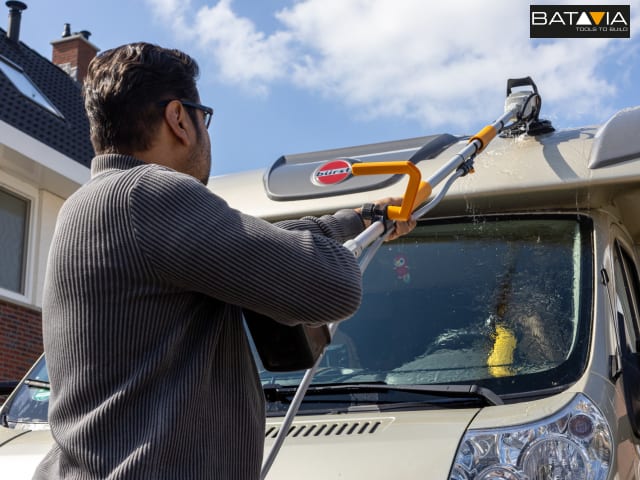 Batavia MAXXPACK Twin Brush Extension Pole 80cm for High Reach Cleaning