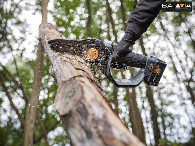 Batavia NEXXSAW 7in Chainsaw 18V Bare Unit Rotating Head Lightweight Pruner