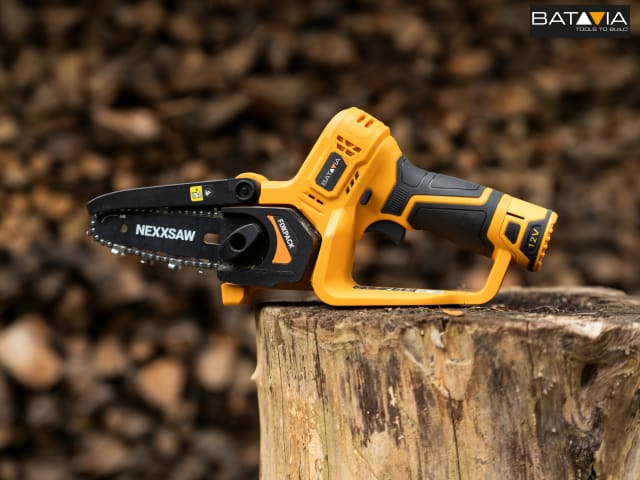 Batavia FIXXPACK One-Handed Chainsaw 12V Compact Lightweight Pruning Tool
