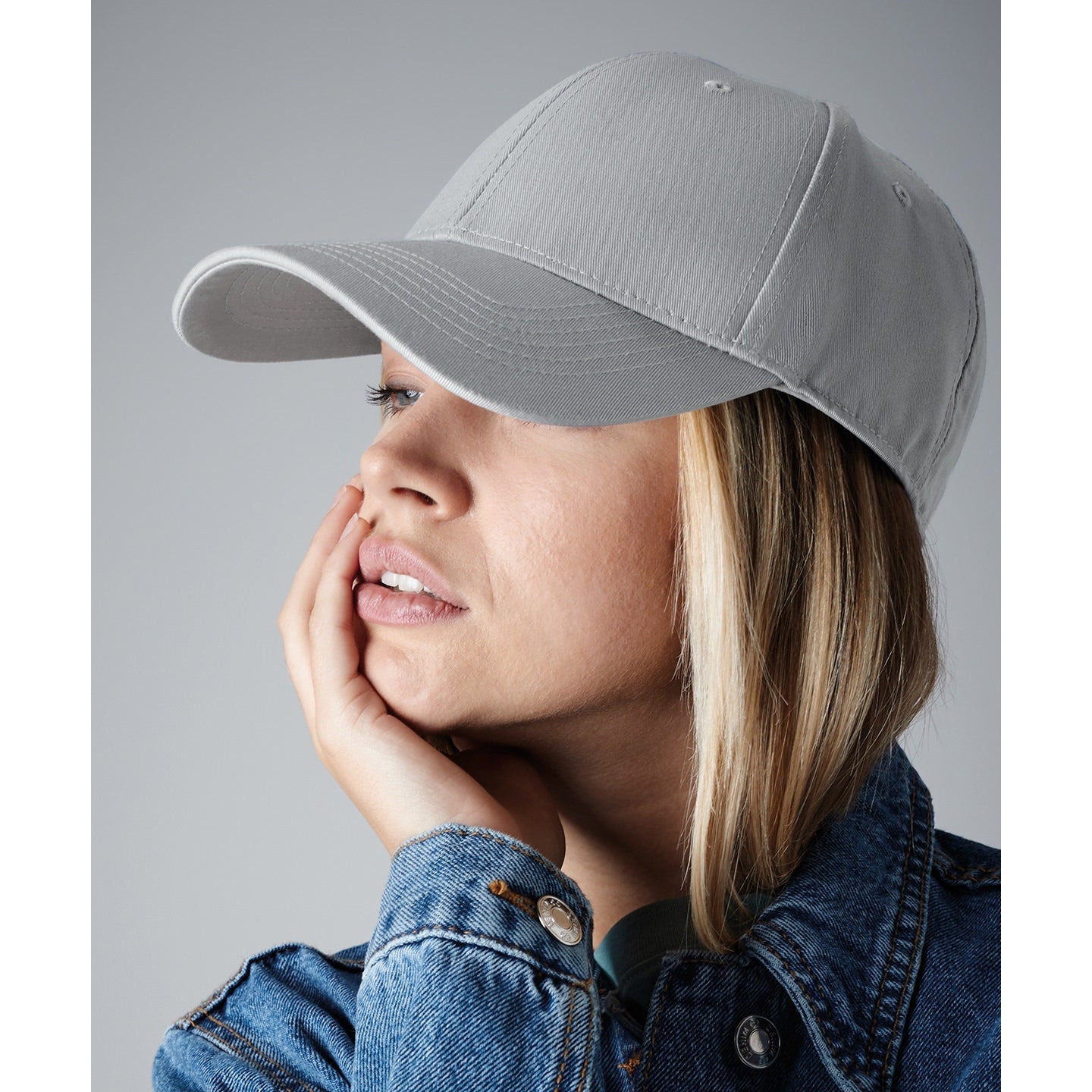 Beechfield Urbanwear 6-Panel Cap with TearAway Label and Adjustable Strap