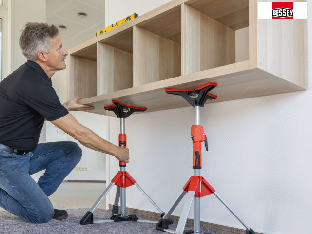 Bessey Telescopic Drywall Support 575-910mm 350kg Capacity Adjustable Grip