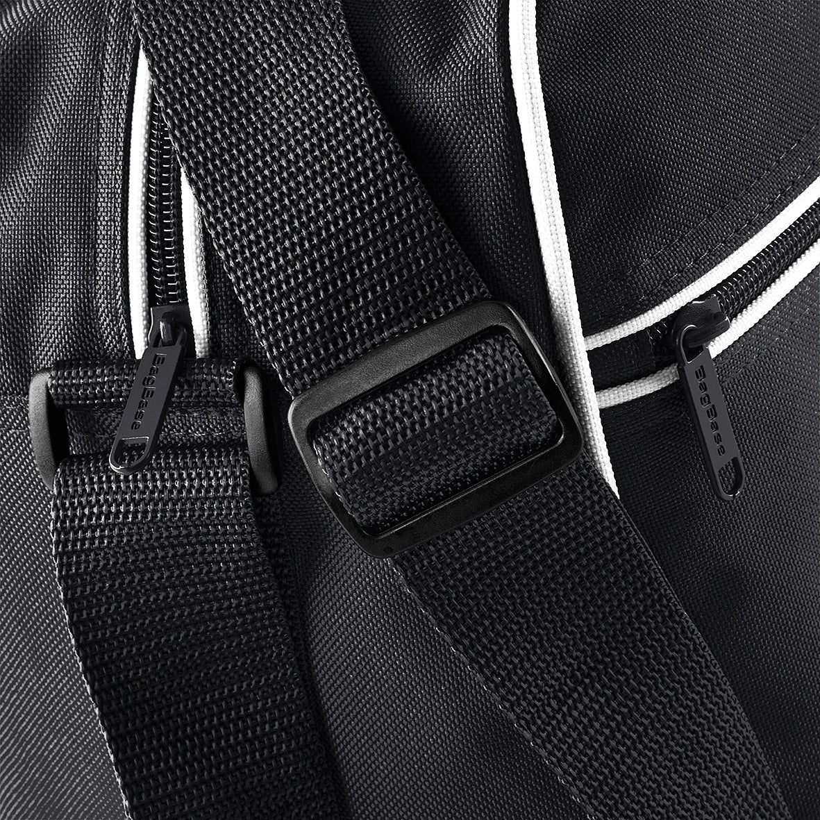Bagbase Retro Shoulder Bag Adjustable Strap Zipped Pocket 18L Capacity