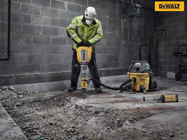 DEWALT D25911K SDS-Max Demolition Hammer 11kg 110V 27 Joules Low Vibration