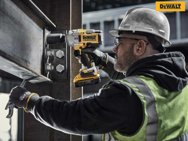 DEWALT DCF961N 18V High Torque 1/2in Impact Wrench Brushless Motor 1626Nm
