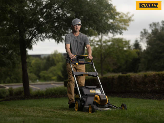 DEWALT DCMWP500N FlexVolt XR 54V Push Mower 53cm Bare Unit Ergonomic Handle