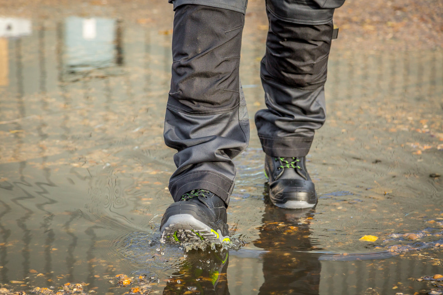 Apache Dakota Metal Free Waterproof Safety Boots Non-Metallic Toe Black