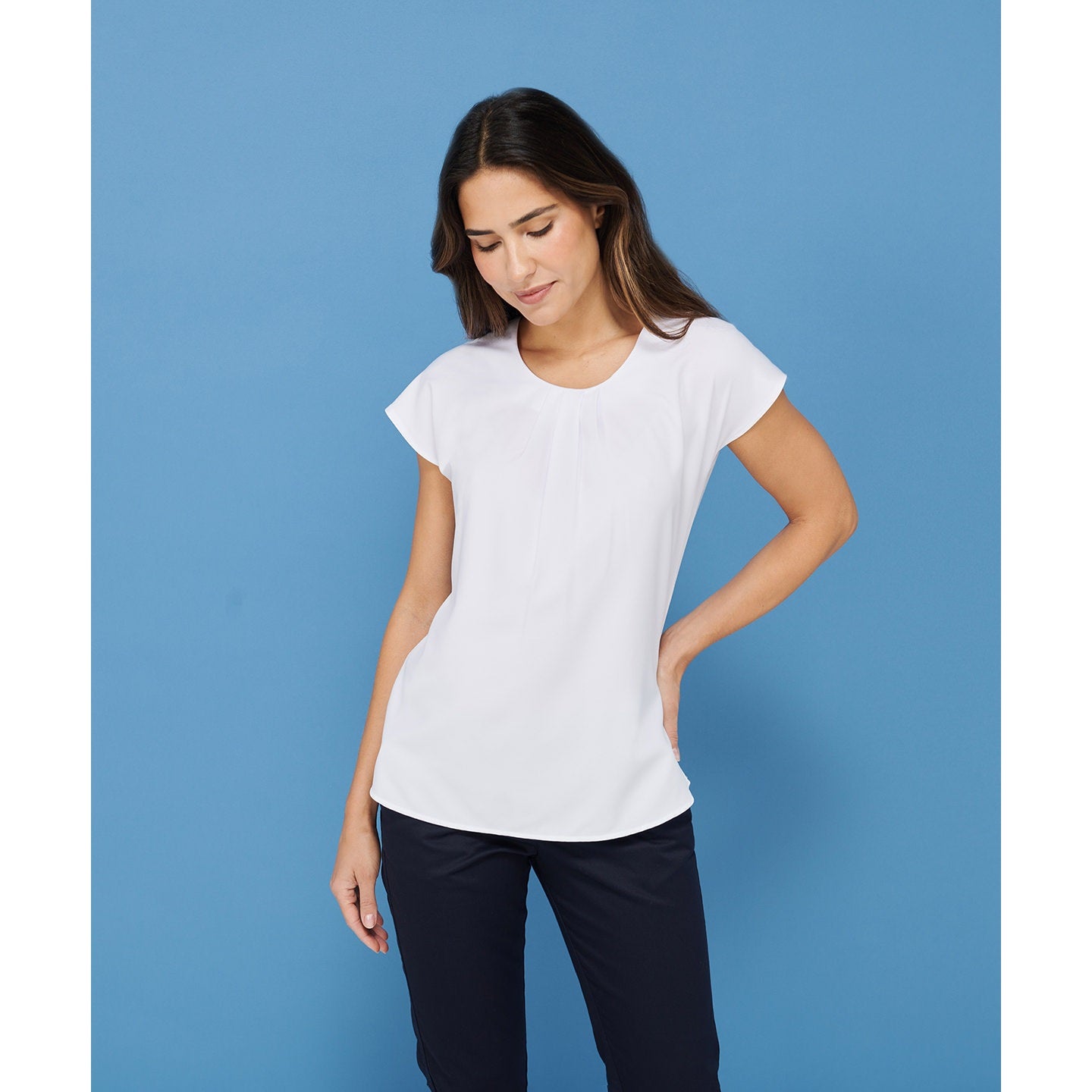 Henbury Women's Pleat Front Blouse Short Sleeve Keyhole Back Cool Comfort