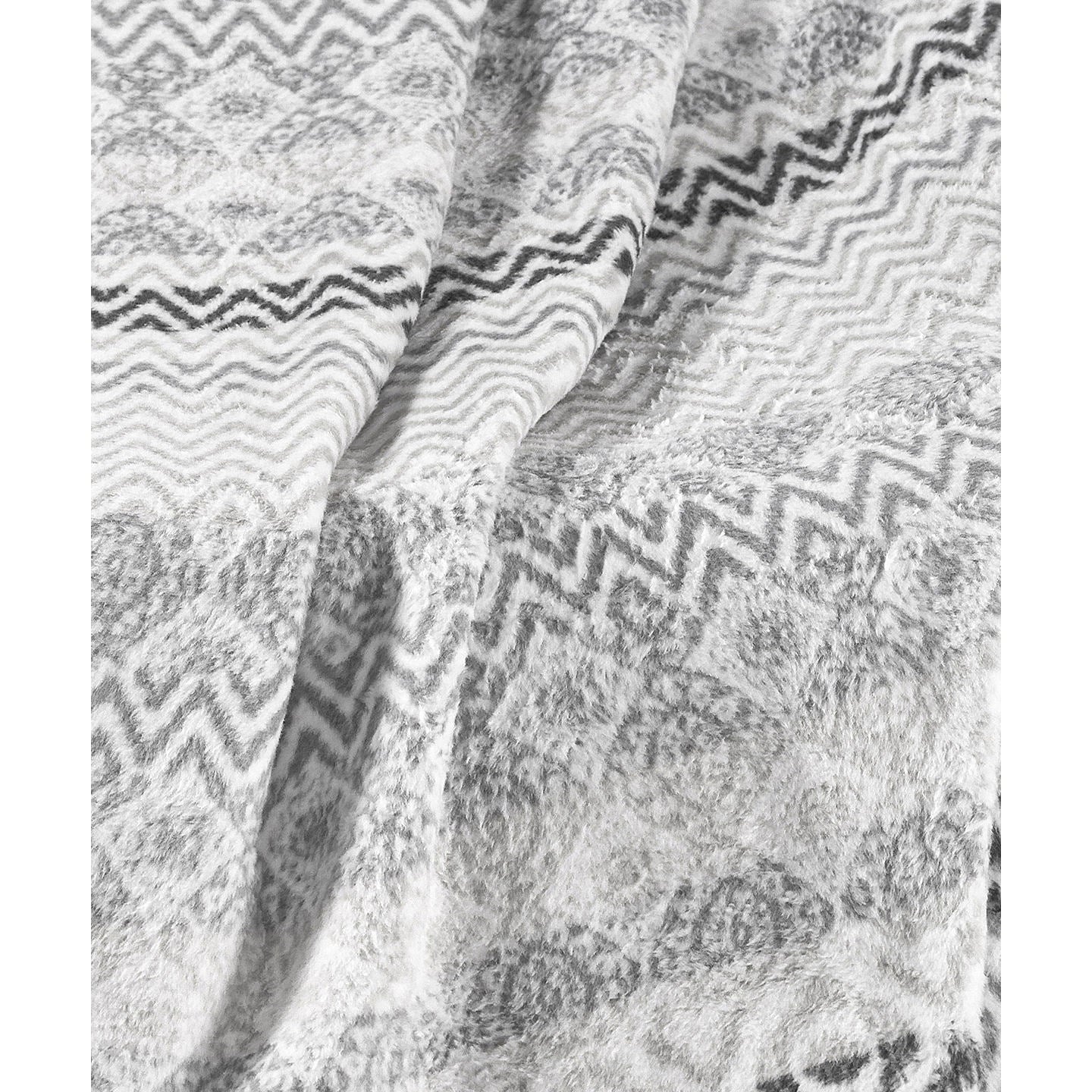 Au-Nat Luxury Reversible Blanket 130x170cm Soft Warm Nordic Pattern Gift