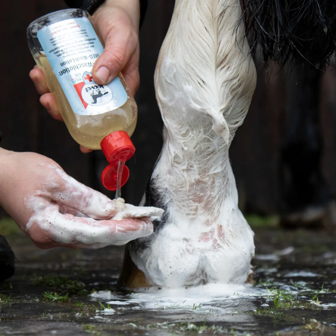 Leovet Horse First Aid MED Wash Lotion For Sensitive Skin Care
