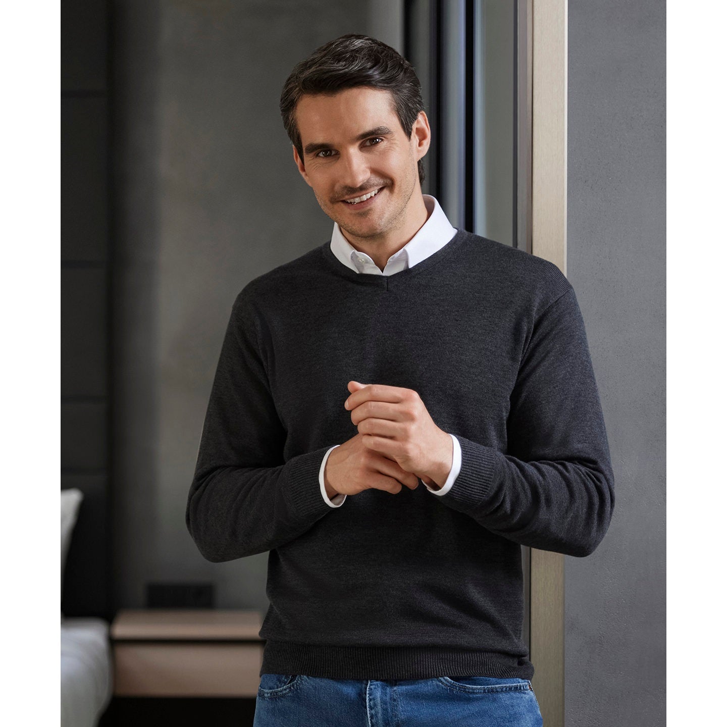 Russell Collection V-Neck Knitted Sweater Easy-Care Cotton Blend Various Sizes