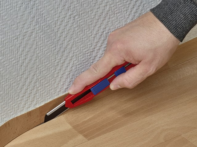 Knipex CutiX Universal Knife 165mm with Ergonomic Grip and Blade Storage