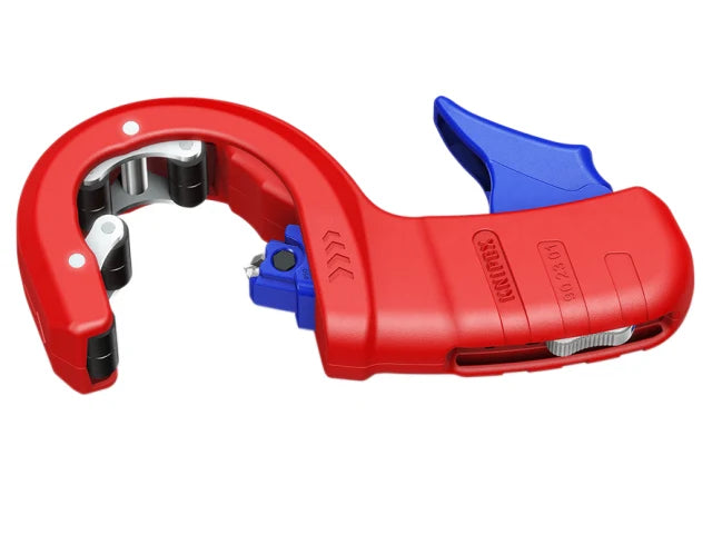 Knipex DP50 Plastic Pipe Cutter for 32-50mm Pipes with Replaceable Blade